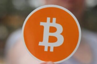 平台數字貨幣與加密貨幣：新興市場的優勢、挑戰與機遇解析